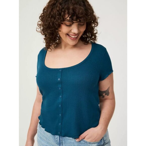 NWT TORRID Button-Up Tee - Picture 2 of 4